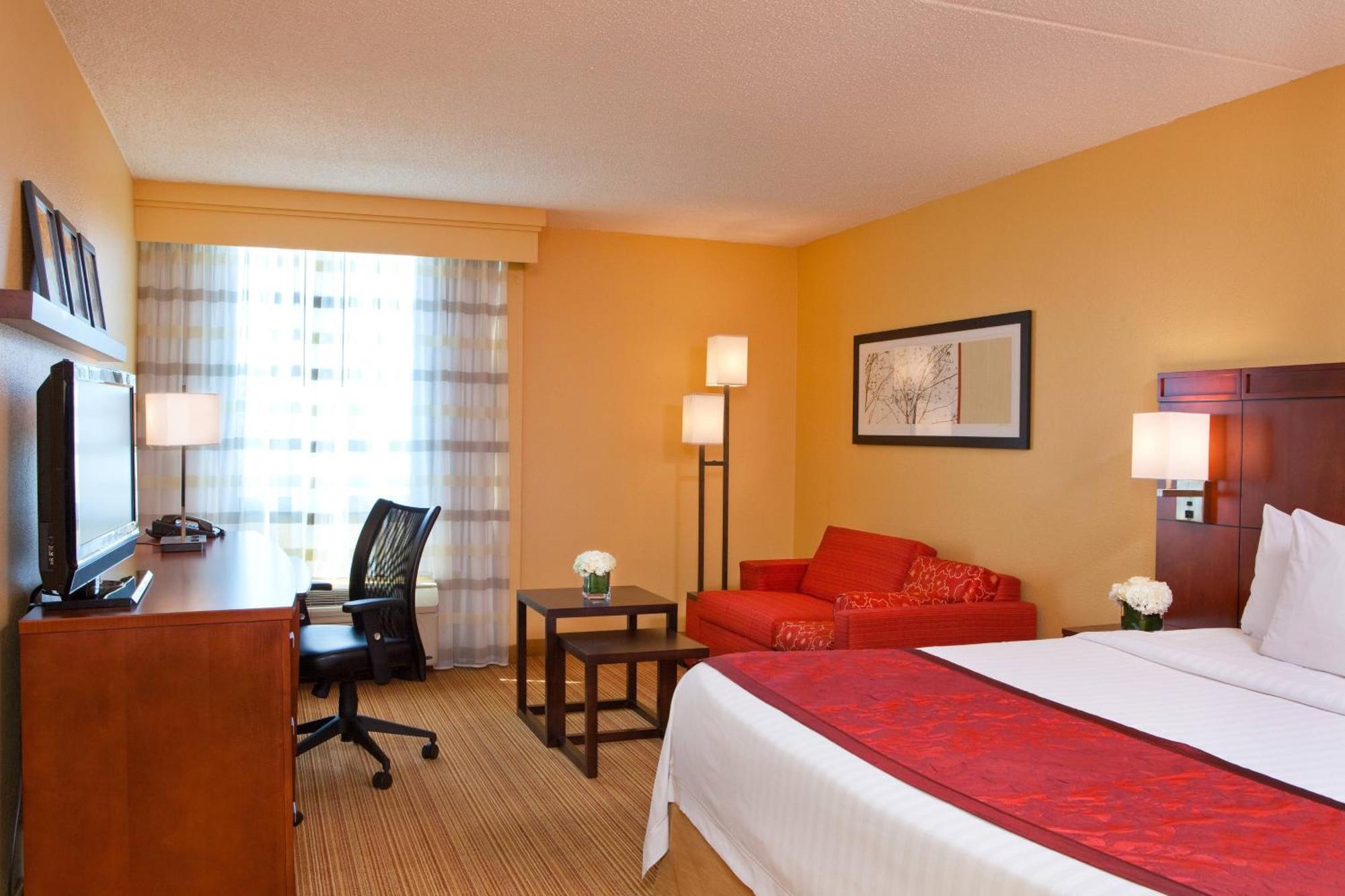 Courtyard By Marriott Alexandria Pentagon South Hotel Ngoại thất bức ảnh